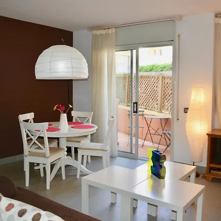 Pascal Spacious With Terrace Apartman